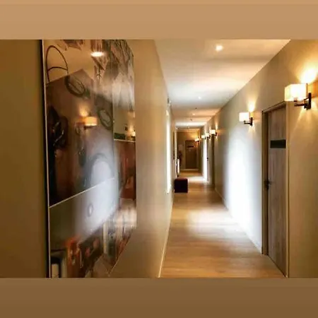 Domaine De La Revardiere - Le Perche - 600m2 - 18 Couchages - Piscine Villa *